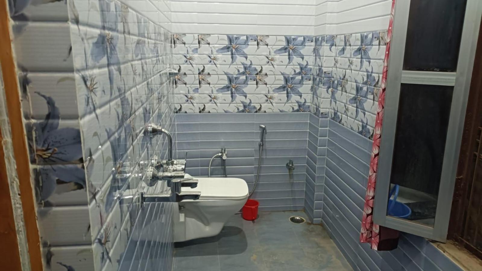 Shree Ayodhya Dham Guest House 300 Meter From Sri Ram Temple Free Pick Up , Drop , Breakfast & Wifi Bagian luar foto