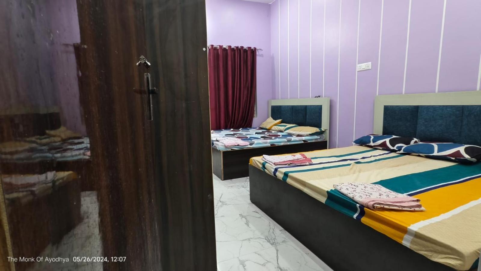 Shree Ayodhya Dham Guest House 300 Meter From Sri Ram Temple Free Pick Up , Drop , Breakfast & Wifi Bagian luar foto